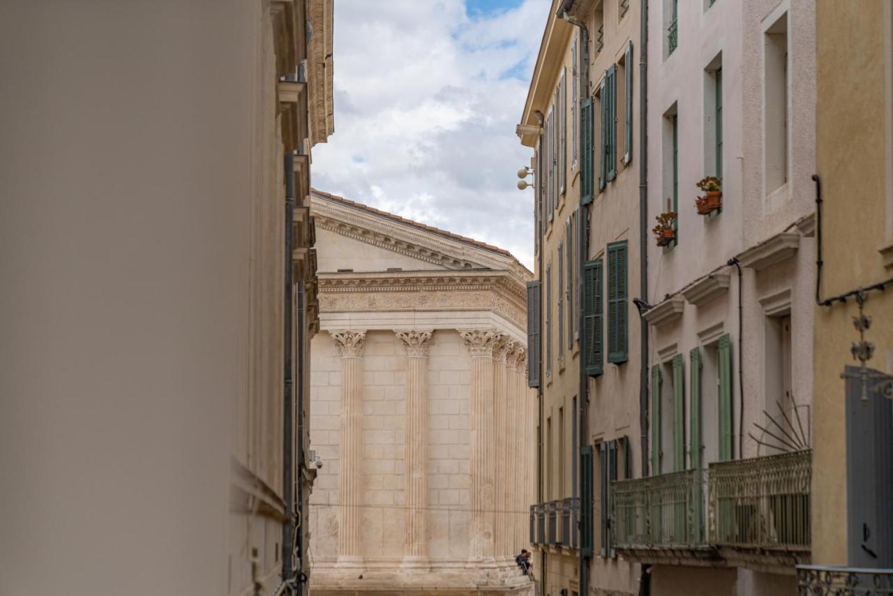 L'Elegance De La Pierre Au Pied De La Maison Carree - Une Nuit A Nimes Bagian luar foto